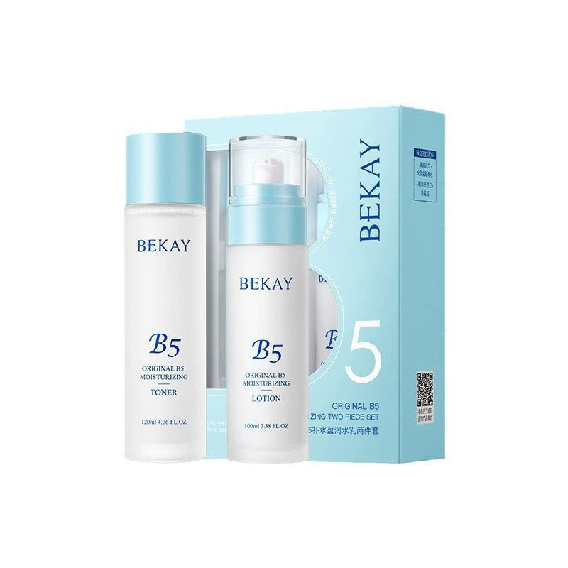 Moisturize and hydrate the face to prevent early aging